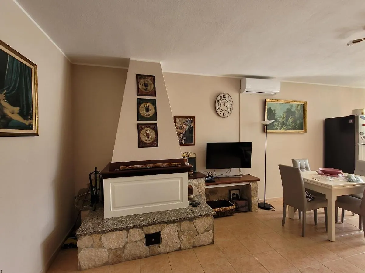 Liebe House Apartment Sestu