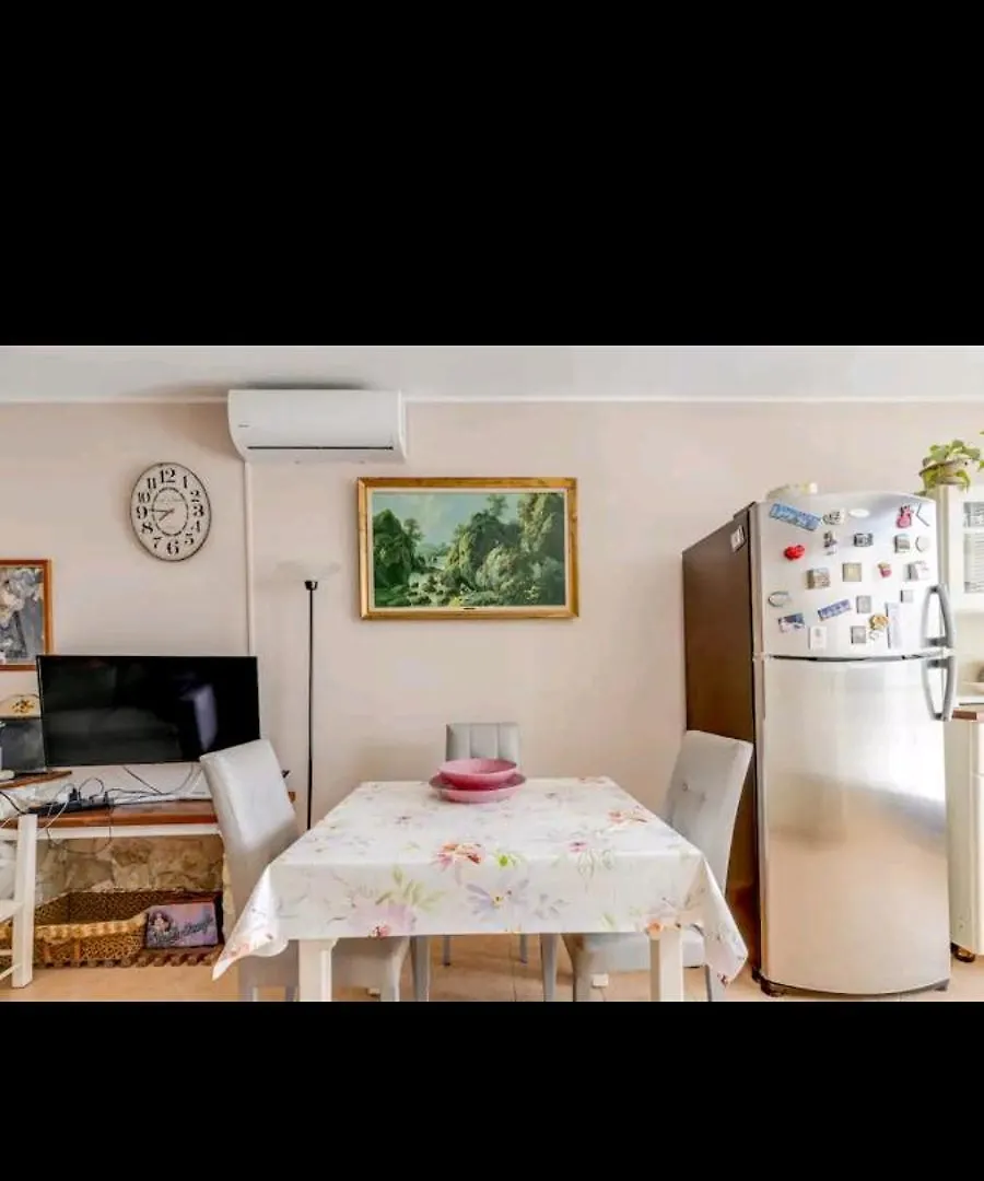 Liebe House Apartment Sestu Italy